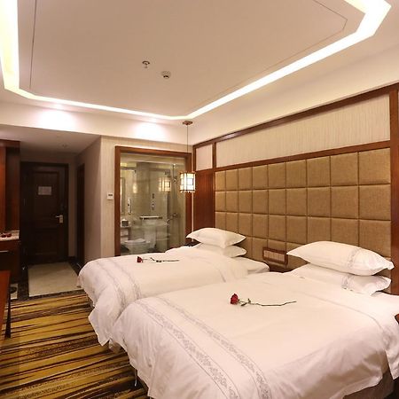 Mingshan Hotel Chengdu Esterno foto