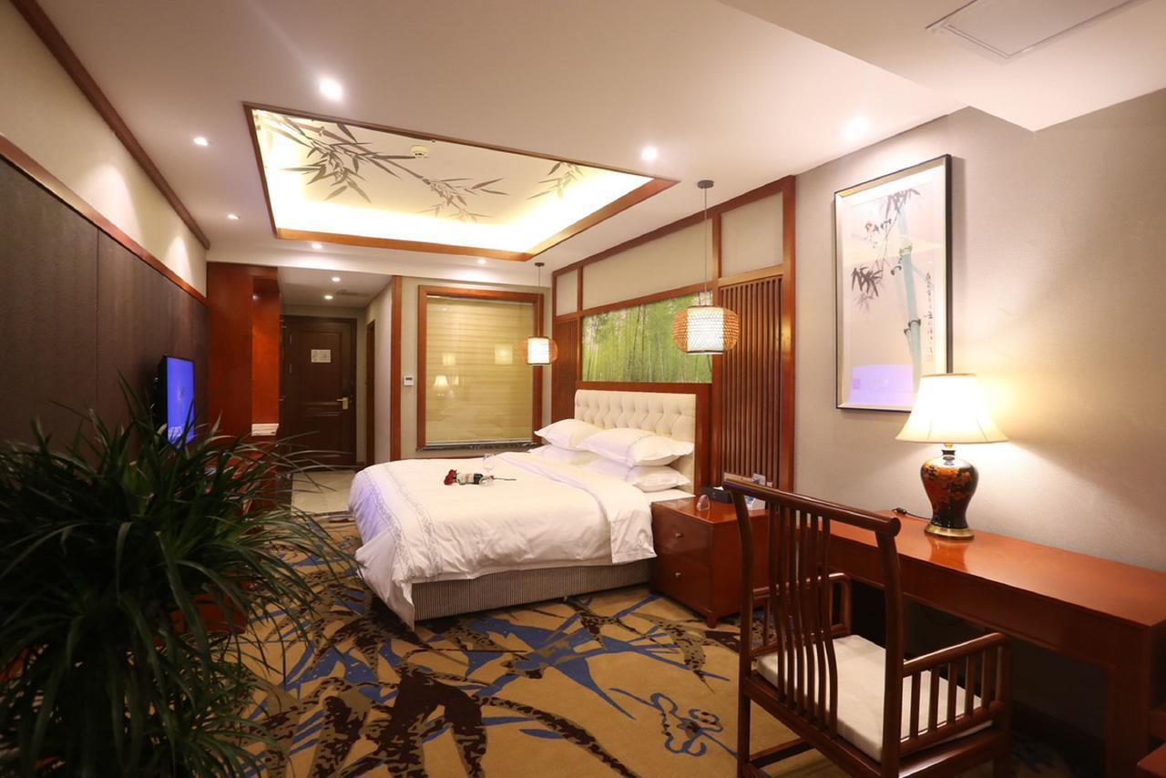 Mingshan Hotel Chengdu Esterno foto