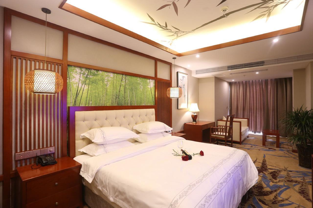 Mingshan Hotel Chengdu Esterno foto