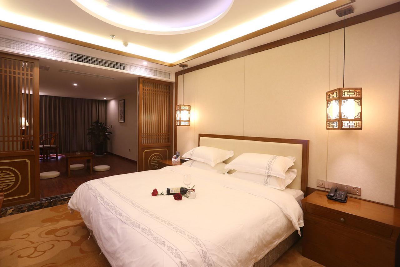 Mingshan Hotel Chengdu Esterno foto