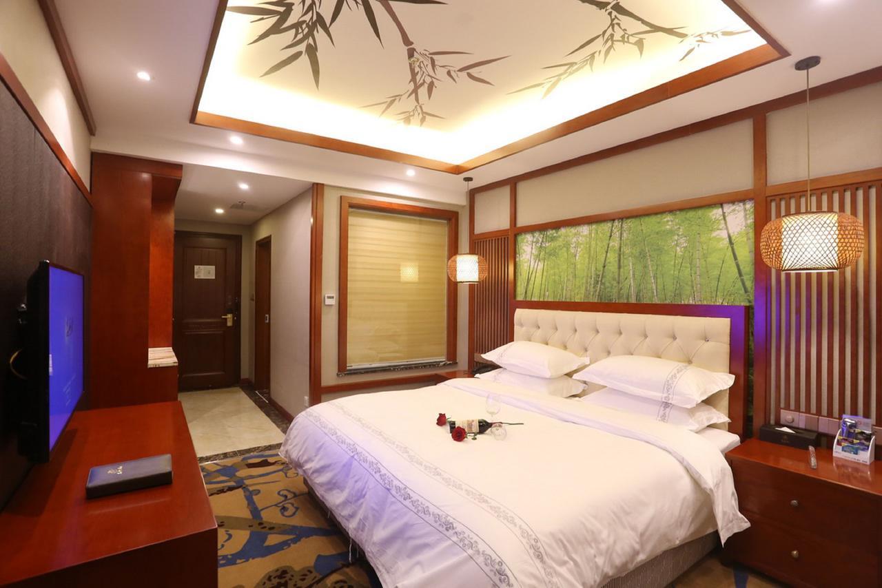 Mingshan Hotel Chengdu Esterno foto