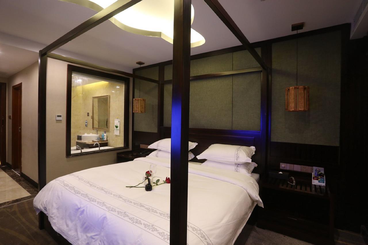 Mingshan Hotel Chengdu Esterno foto