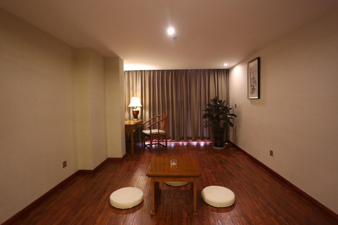Mingshan Hotel Chengdu Esterno foto
