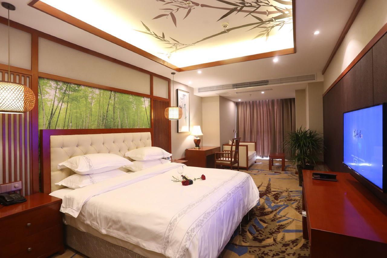 Mingshan Hotel Chengdu Esterno foto