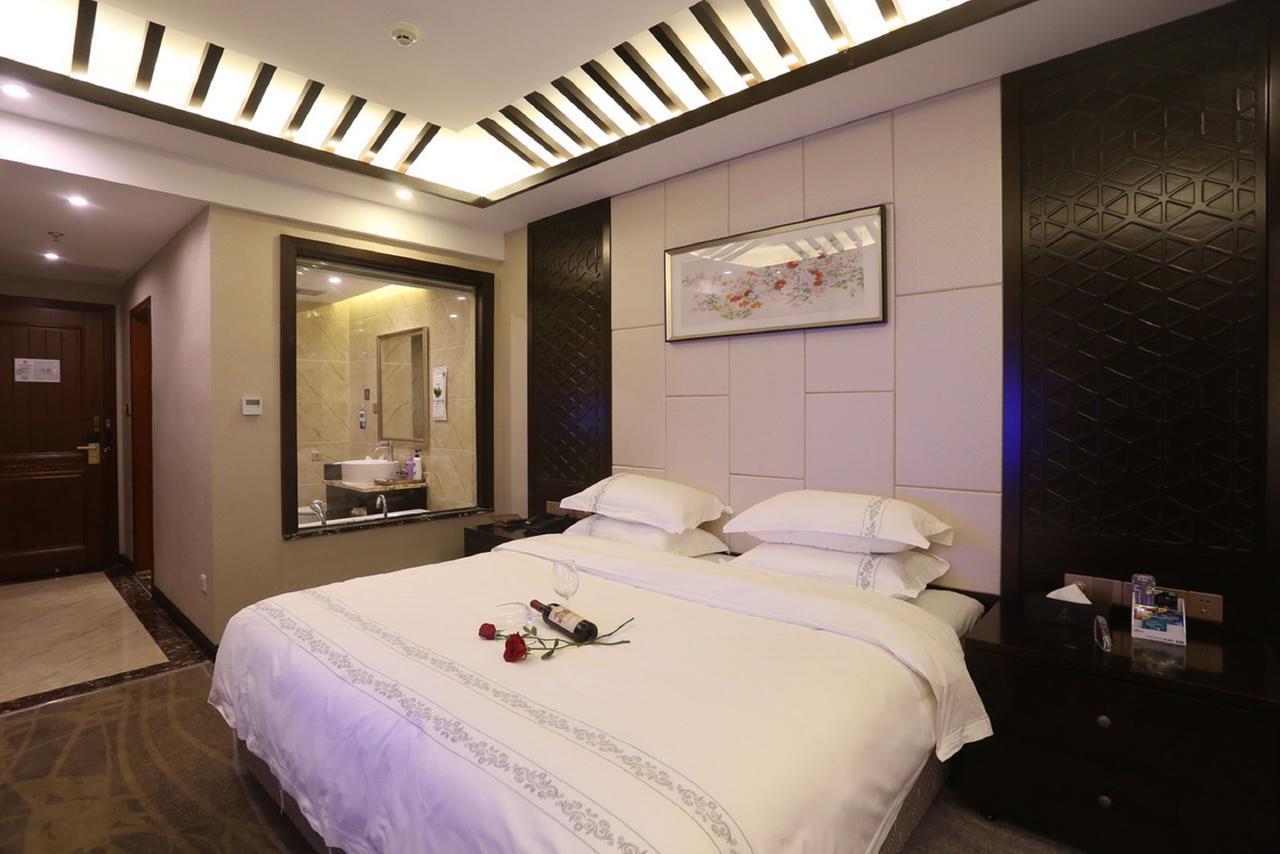 Mingshan Hotel Chengdu Esterno foto