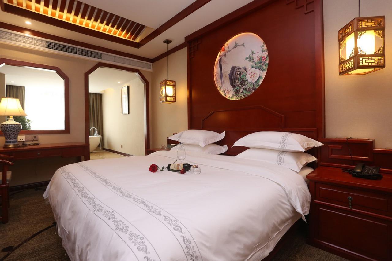 Mingshan Hotel Chengdu Esterno foto