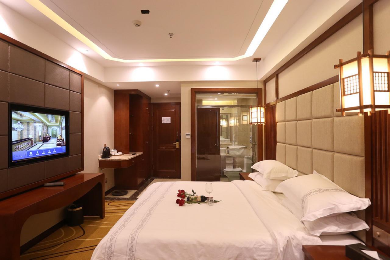 Mingshan Hotel Chengdu Esterno foto