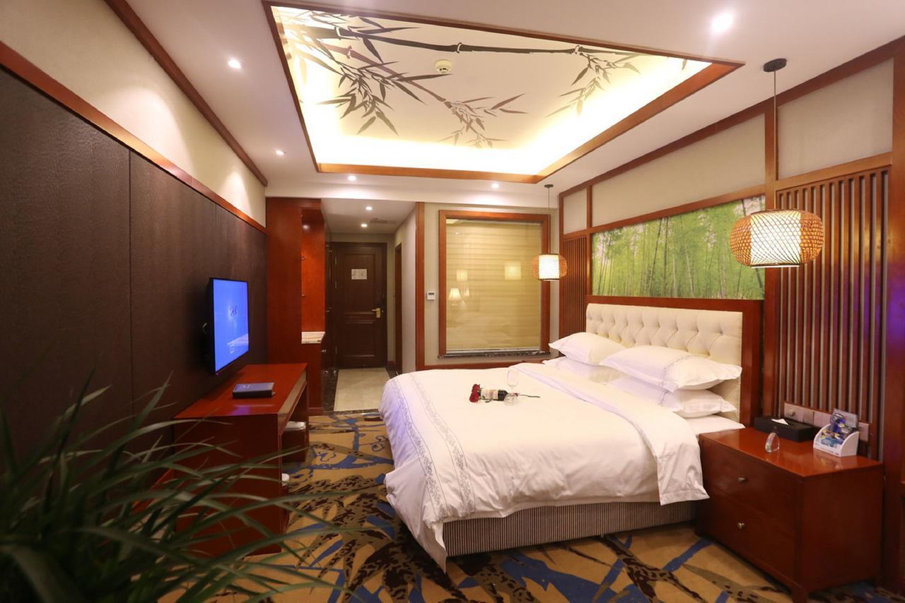 Mingshan Hotel Chengdu Esterno foto