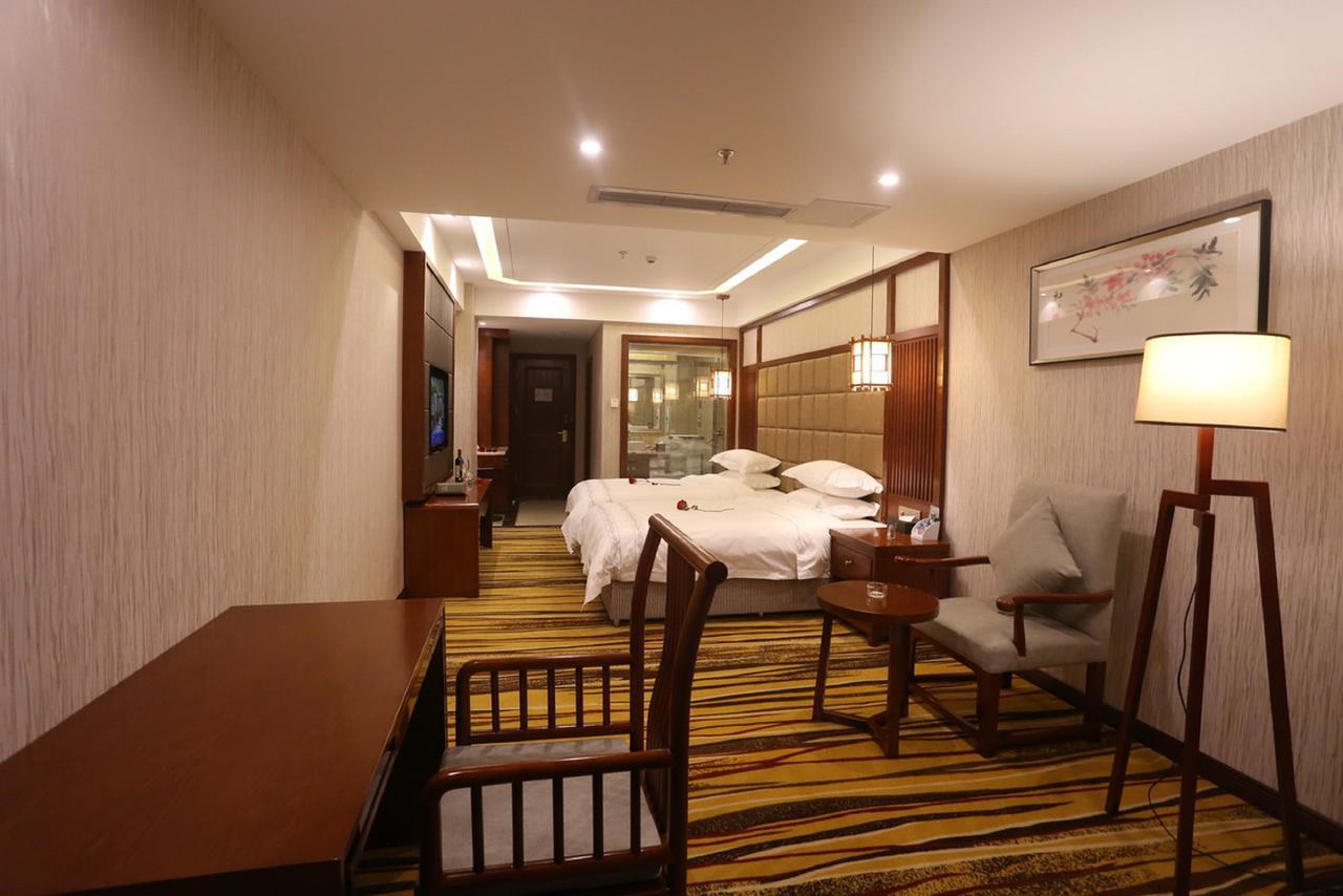 Mingshan Hotel Chengdu Esterno foto