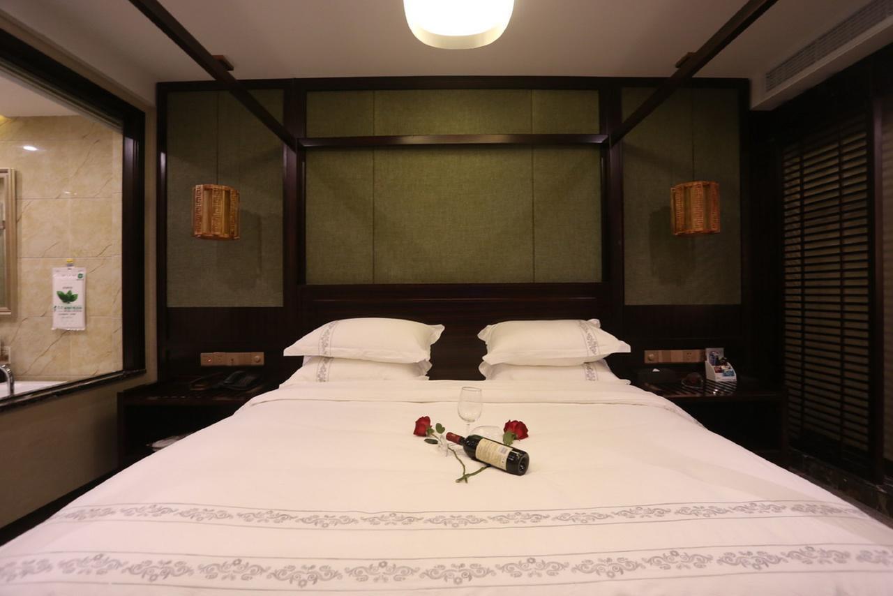 Mingshan Hotel Chengdu Esterno foto